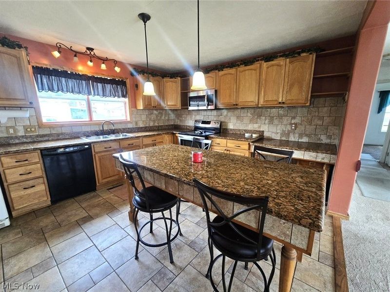 80 Hannah Place Road, Belpre, OH 45714 Photo 10