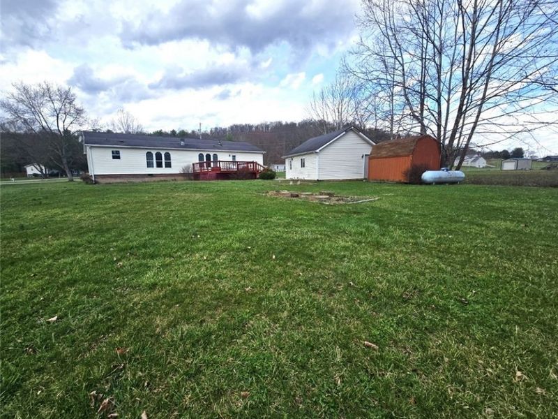 80 Hannah Place Road, Belpre, OH 45714 Photo 5