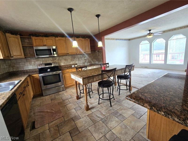 80 Hannah Place Road, Belpre, OH 45714 Photo 6