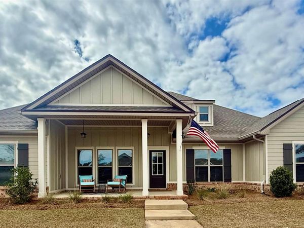 4144 Grassy Run St, Milton, FL 32583