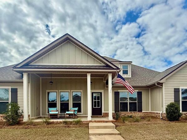 4144 Grassy Run St, Milton, FL 32583