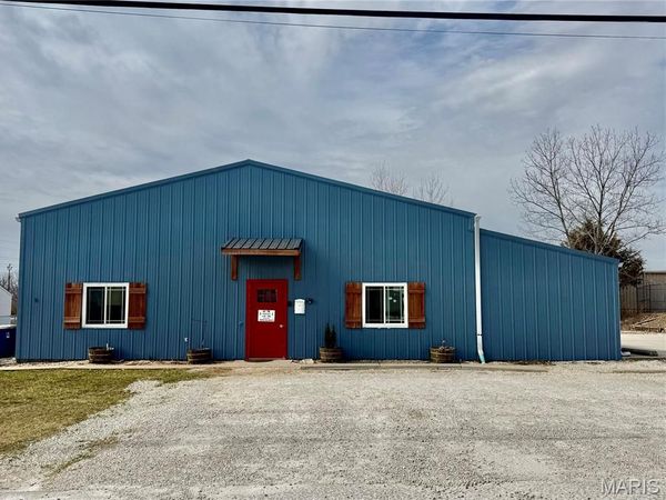 705 Powell Street, Warrenton, MO 63383