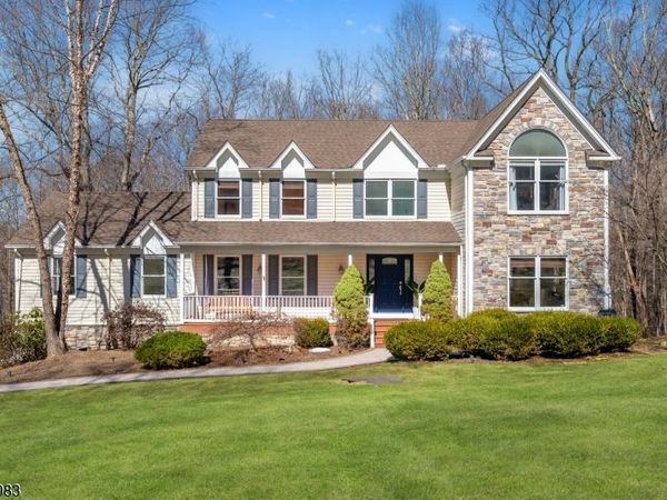 49 Heritage Ct, Randolph, NJ 07869