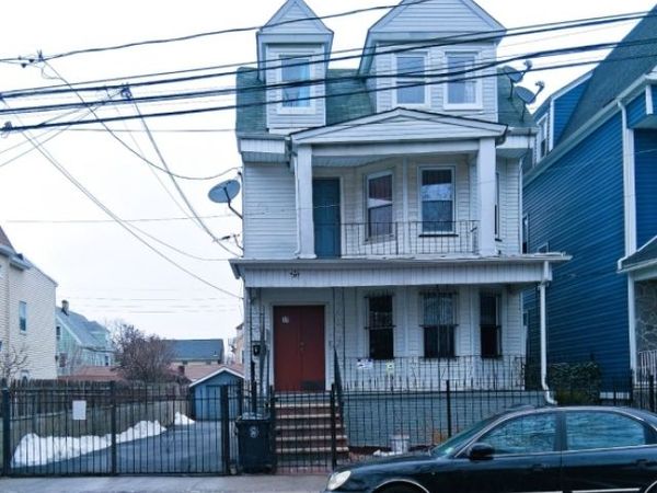 37 Springdale Ave, Newark, NJ 07107