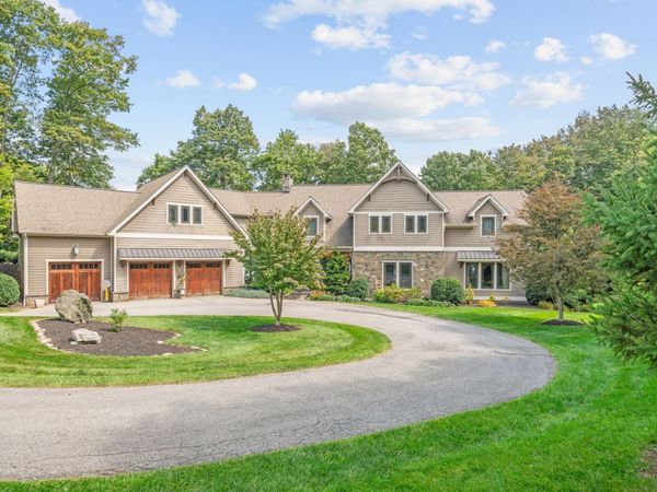 8828 Willett LN , Bent Mountain, VA 24059