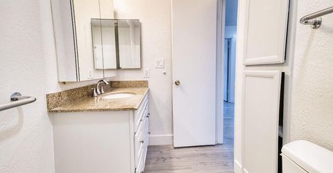 2245 Kietzke Lane, Unit B, Reno, NV 89502 Photo