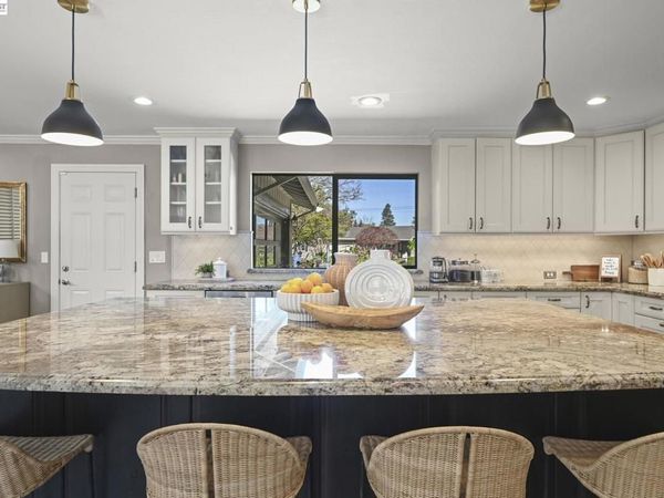 181 Paraiso Dr, Danville, CA 94526