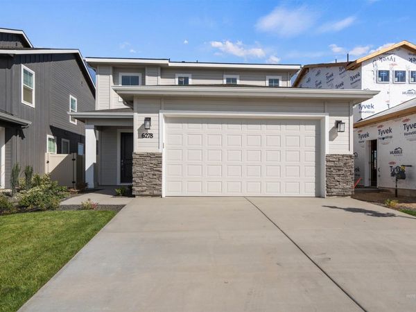 5900 W Parachute Dr, Meridian, ID 83646