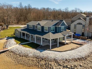 2166 NE River Road, Lake Milton, OH 44429