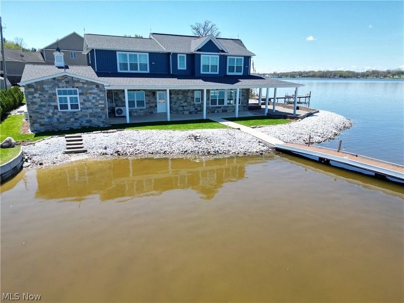 2166 NE River Road, Lake Milton, OH 44429 Photo 1