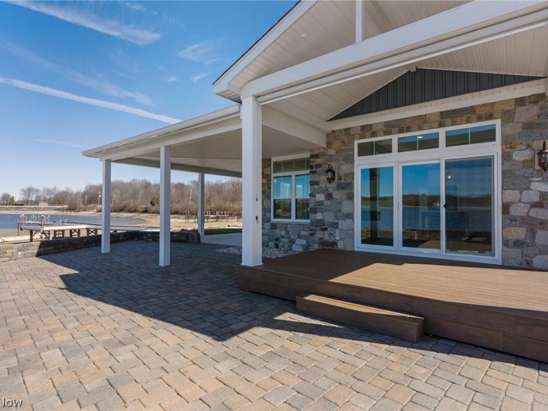 2166 NE River Road, Lake Milton, OH 44429 Photo 14
