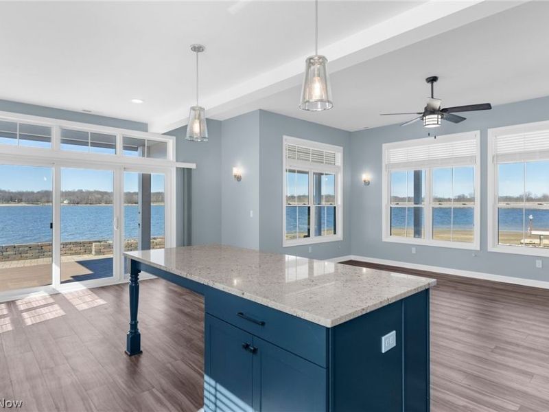 2166 NE River Road, Lake Milton, OH 44429 Photo 14