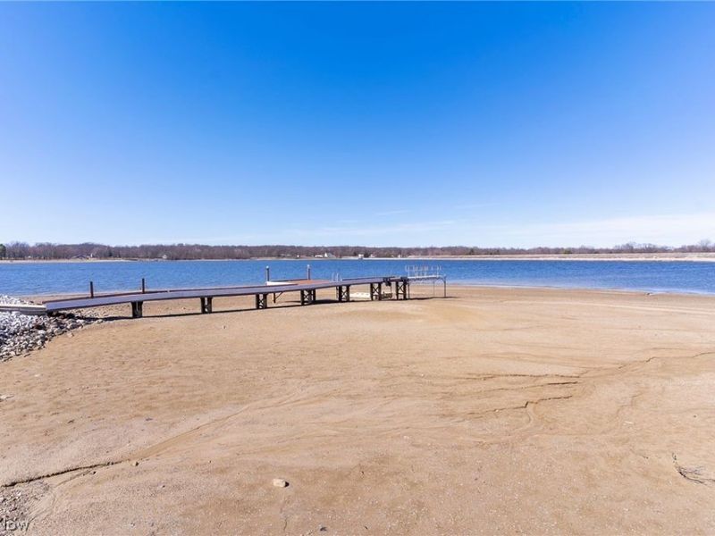 2166 NE River Road, Lake Milton, OH 44429 Photo 14