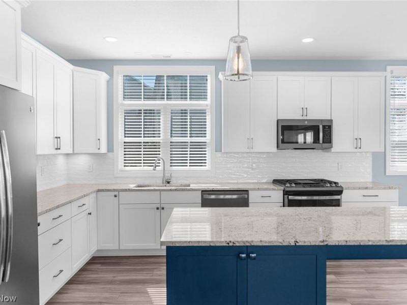 2166 NE River Road, Lake Milton, OH 44429 Photo 16