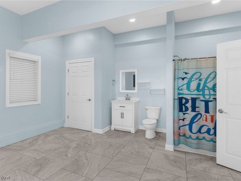 2166 NE River Road, Lake Milton, OH 44429 Photo 34