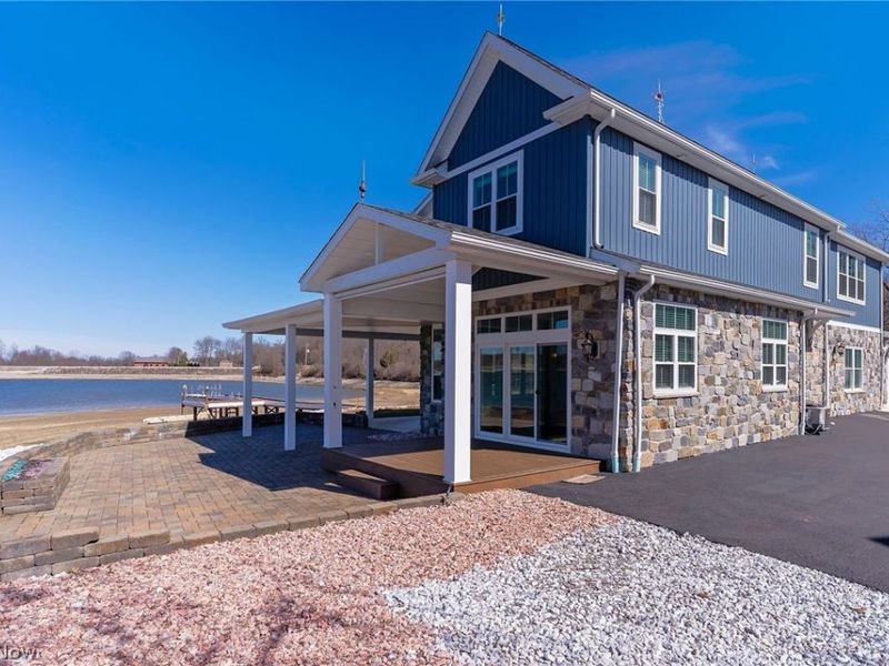 2166 NE River Road, Lake Milton, OH 44429 Photo 41