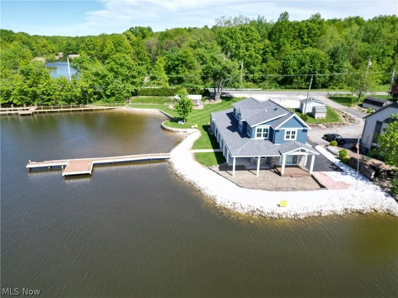 2166 NE River Road, Lake Milton, OH 44429 Photo 8