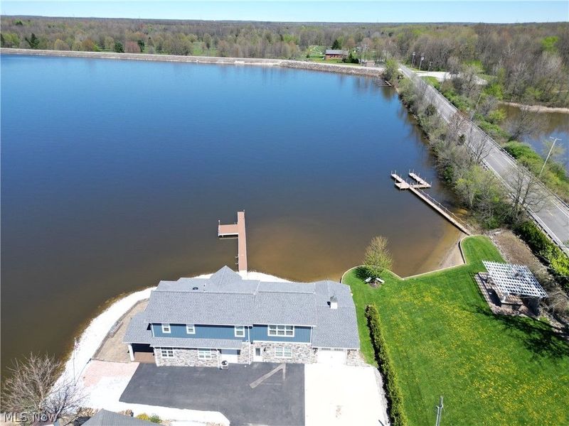 2166 NE River Road, Lake Milton, OH 44429 Photo 9