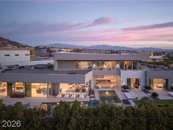 19 Flying Cloud Lane, Las Vegas, NV 89135