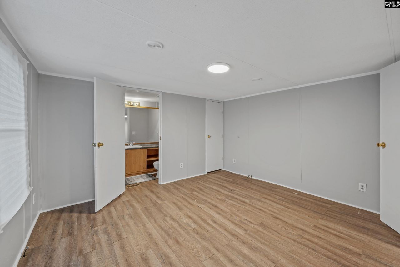 219 Paula Court  Photo 6