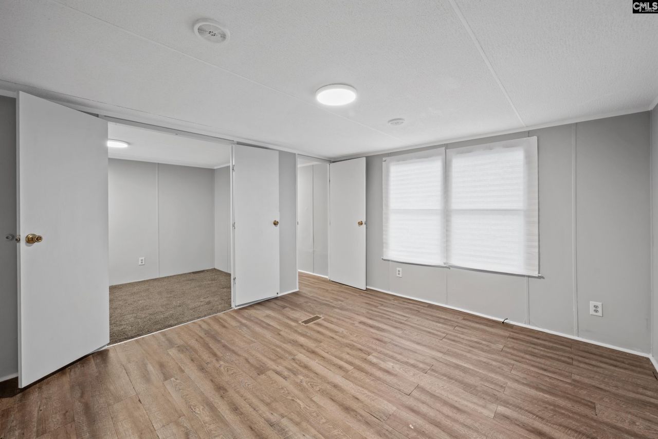 219 Paula Court  Photo 7