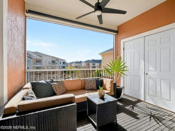 4480 DEERWOOD LAKE Parkway, Unit 454, Jacksonville, FL 32216