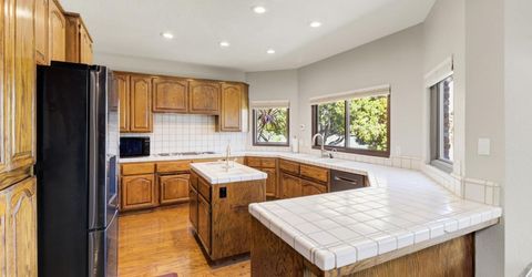 842 Cobble Cove Ln, Sacramento, CA 95831 Photo