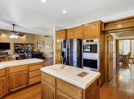 842 Cobble Cove Ln, Sacramento, CA 95831 Photo