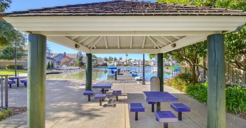 842 Cobble Cove Ln, Sacramento, CA 95831 Photo