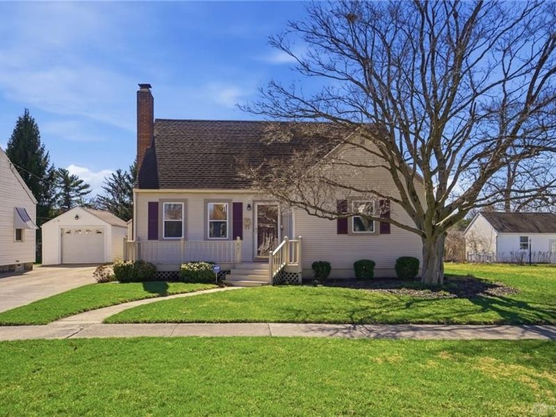 827 Snowhill Boulevard, Springfield, OH 45504 Photo 3