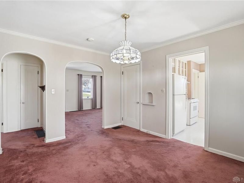 827 Snowhill Boulevard, Springfield, OH 45504 Photo 8