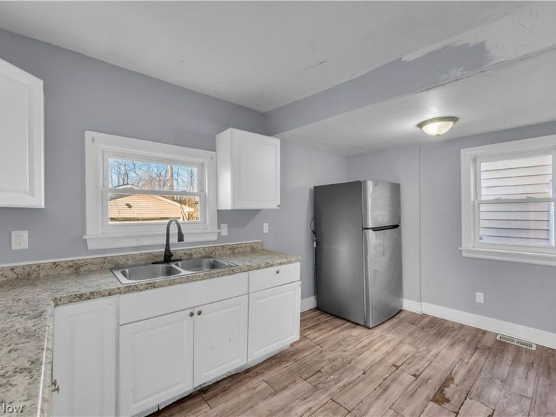 1858 Rudwick Road, Cleveland, OH 44112 Photo 11