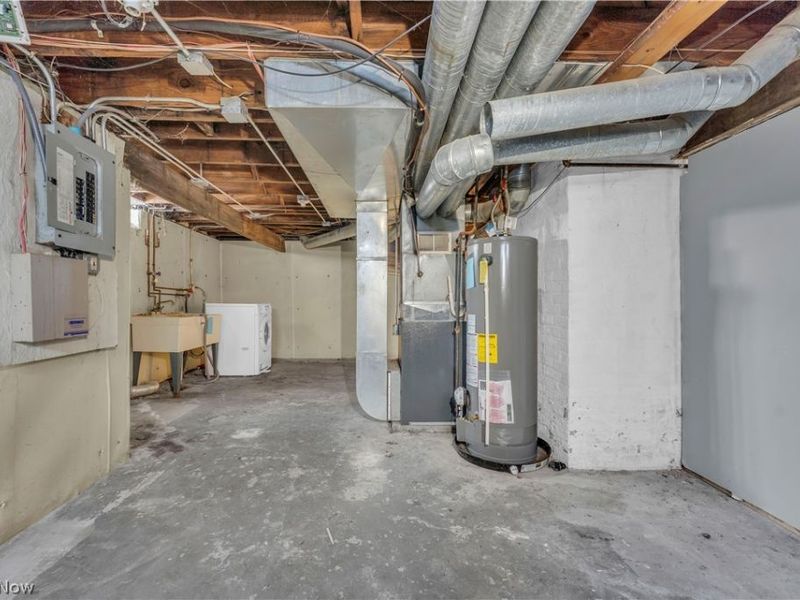 1858 Rudwick Road, Cleveland, OH 44112 Photo 33