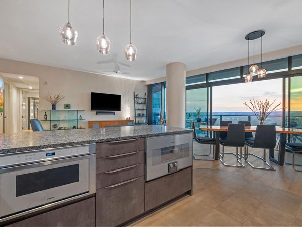 202 Nueces ST, Unit 1607, Austin, TX 78701
