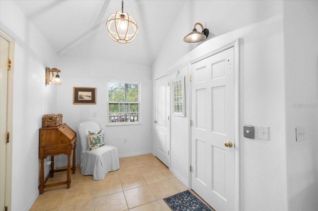 6093 Avenue Of The Palms, Weeki Wachee, FL 34607 Photo