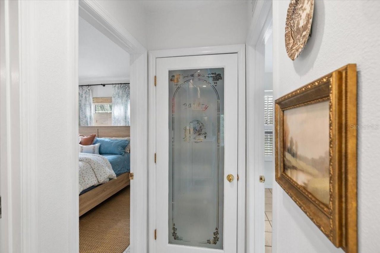 6093 Avenue Of The Palms, Weeki Wachee, FL 34607 Photo