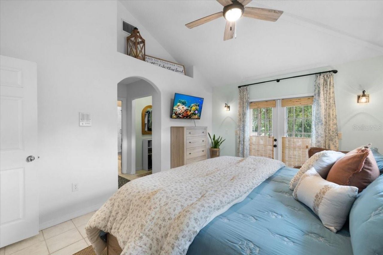 6093 Avenue Of The Palms, Weeki Wachee, FL 34607 Photo