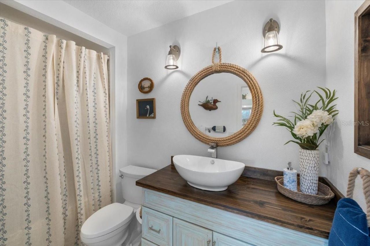 6093 Avenue Of The Palms, Weeki Wachee, FL 34607 Photo