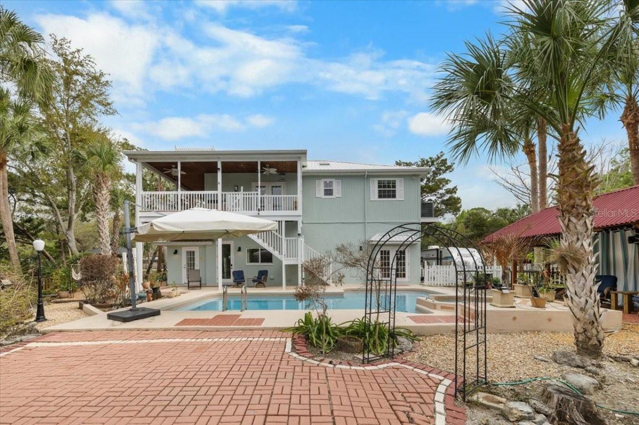 6093 Avenue Of The Palms, Weeki Wachee, FL 34607 Photo