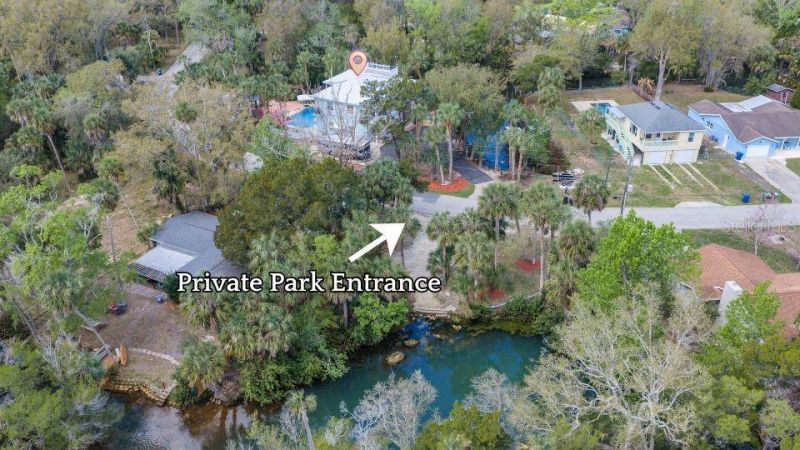 6093 Avenue Of The Palms, Weeki Wachee, FL 34607 Photo