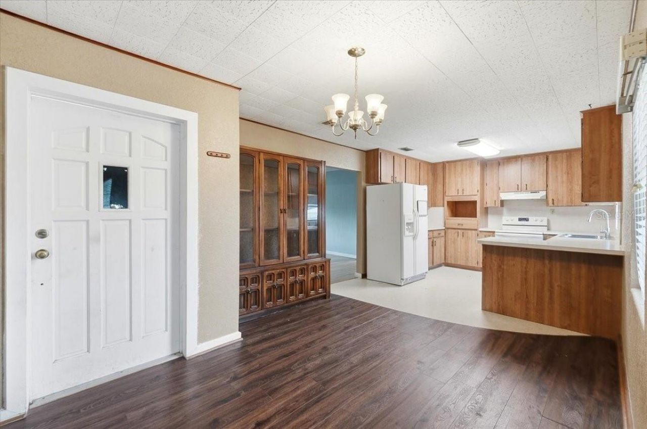 137 Highland Avenue, Auburndale, FL 33823 Photo