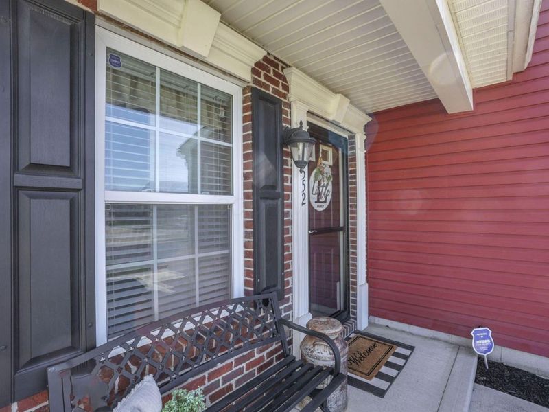 1552 Mary Lou Drive, Pataskala, OH 43062 Photo 6