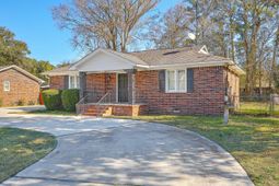 616 Semaht Street photo 4