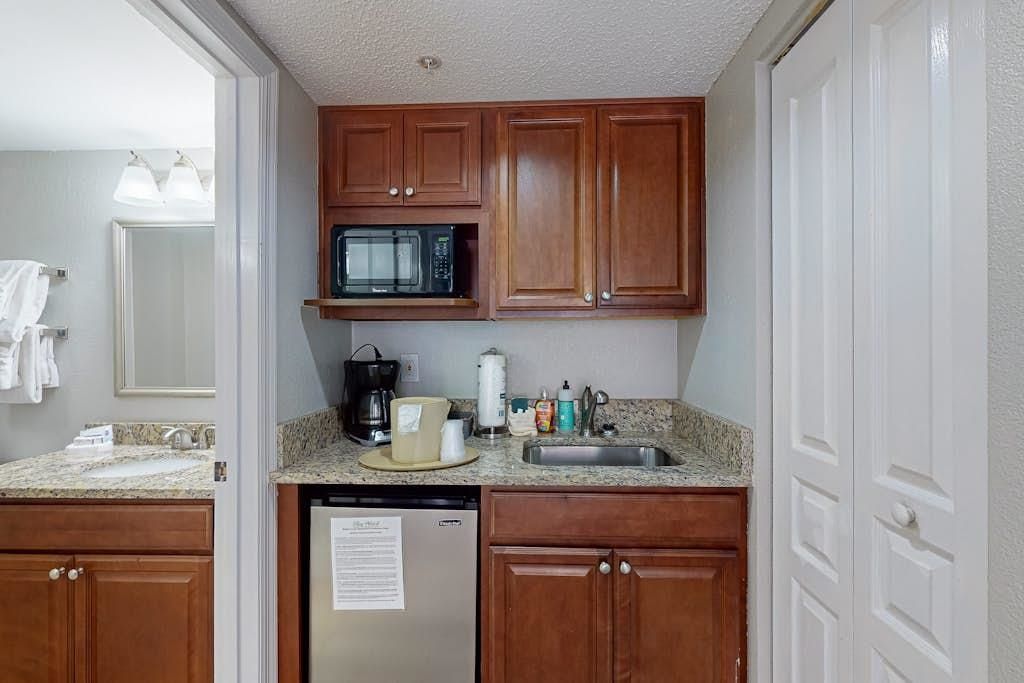 2701 S Ocean Blvd. Photo 10