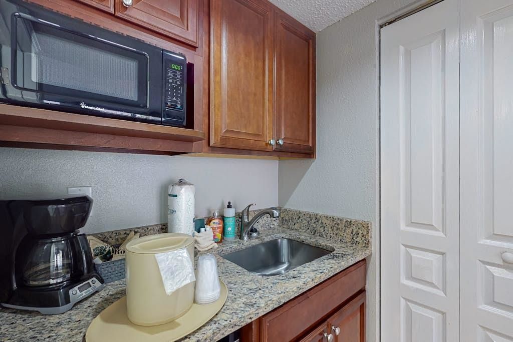 2701 S Ocean Blvd. Photo 11