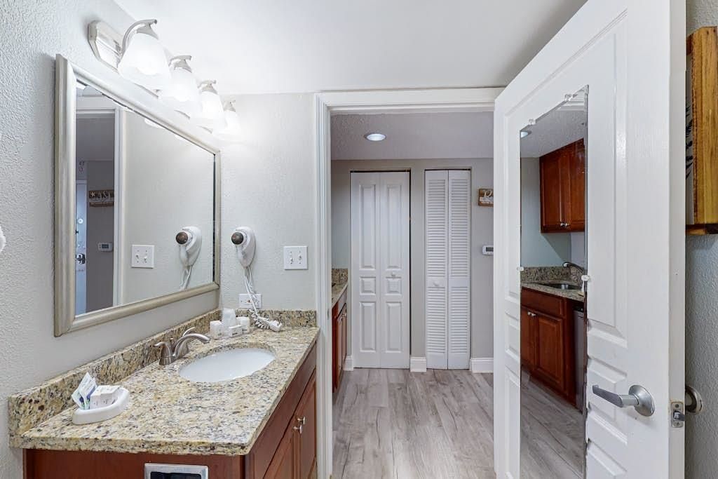 2701 S Ocean Blvd. Photo 13