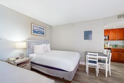 2701 S Ocean Blvd. photo 4