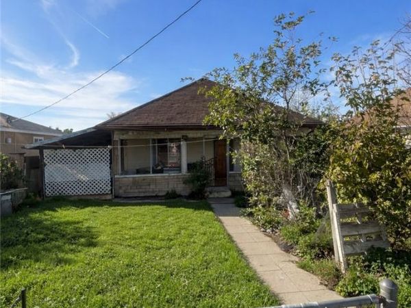 2443 Wilshire, Riverside, CA 92501