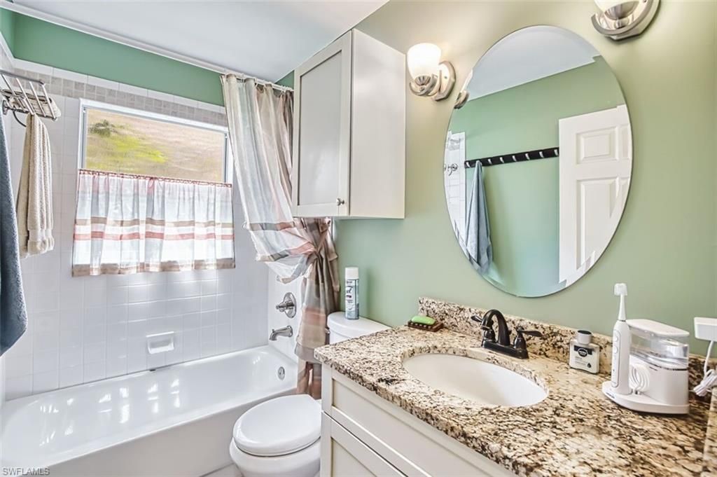 9917 Las Casas Dr, Fort Myers, FL 33919 Photo