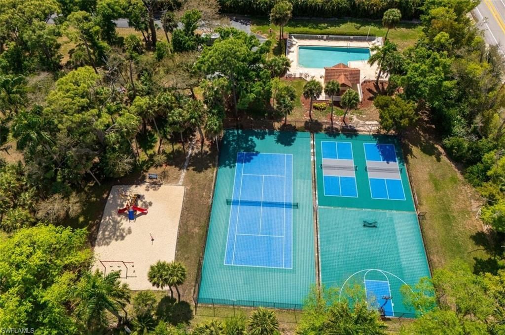 9917 Las Casas Dr, Fort Myers, FL 33919 Photo